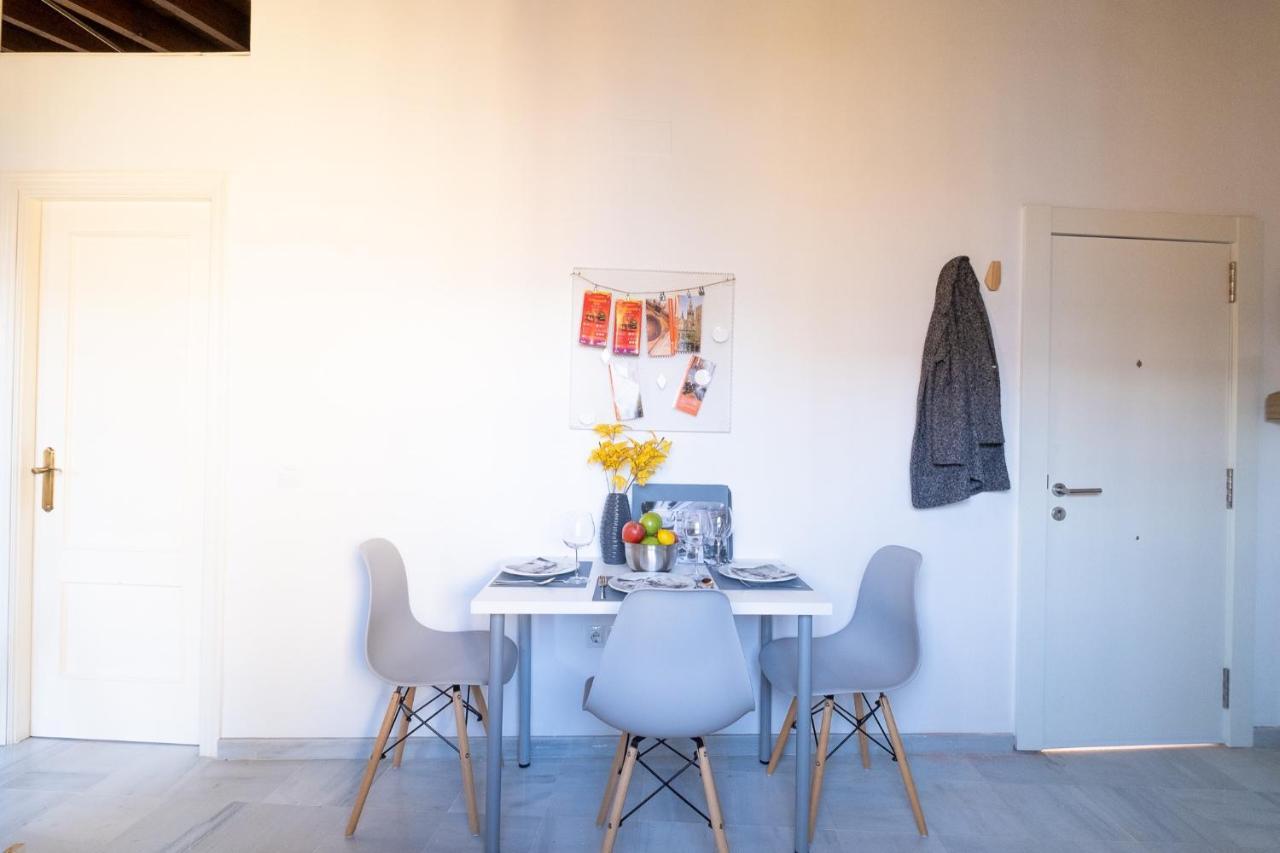 Triana Penthouse Apartment Seville Exterior photo